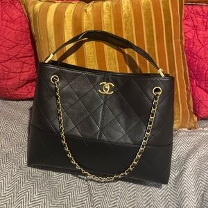 Quilted leather hobo bag
